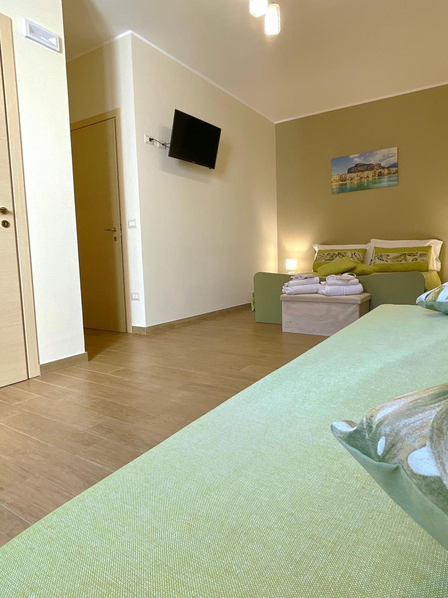 La Vie Fuille Bed And Breakfast Riposto Exterior foto
